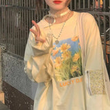 Aesthetic Daisy Print Oversized Long Sleeve Tee-Outfit