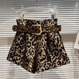 2022 Winter New Arrival High Waist Metal Belt Leopard Shorts Streetwear Women Fashion Tide