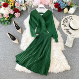 Fashion Women Two Pieces Set Batwing Sleeve Knitted Lurex Pullover Sweater Pleated Midi Skirt Solid Female