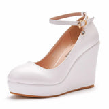 Bottom Heel Single Shoe With White Round Head Waterproof Table Slope Heel Wedding Shoes Pine