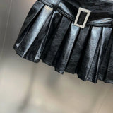 2022 Winter New Arrival High Waist Diamonds Buckle Belt Black Pu Short Pleated Skirt Women
