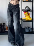 Retro Washed Distressed Boyfriend JeansOutfit