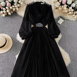 Retro High-End Feel V-Neck Lantern Sleeve Nail Diamond Dress Women's Waist Thin Temperament Elegant Swing Long