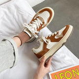 Vintage Student SneakersOutfit