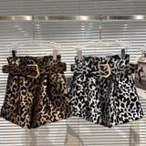 2022 Winter New Arrival High Waist Metal Belt Leopard Shorts Streetwear Women Fashion Tide