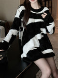 Wind Bottom Sweater Women's 2025 New Zebra Pattern Loose Retro Trendy Knitted